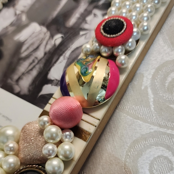 One of a Kind Vintage Style Pearl and Jewel Photo Frame Bold Statement Decor - Picture 10 of 16